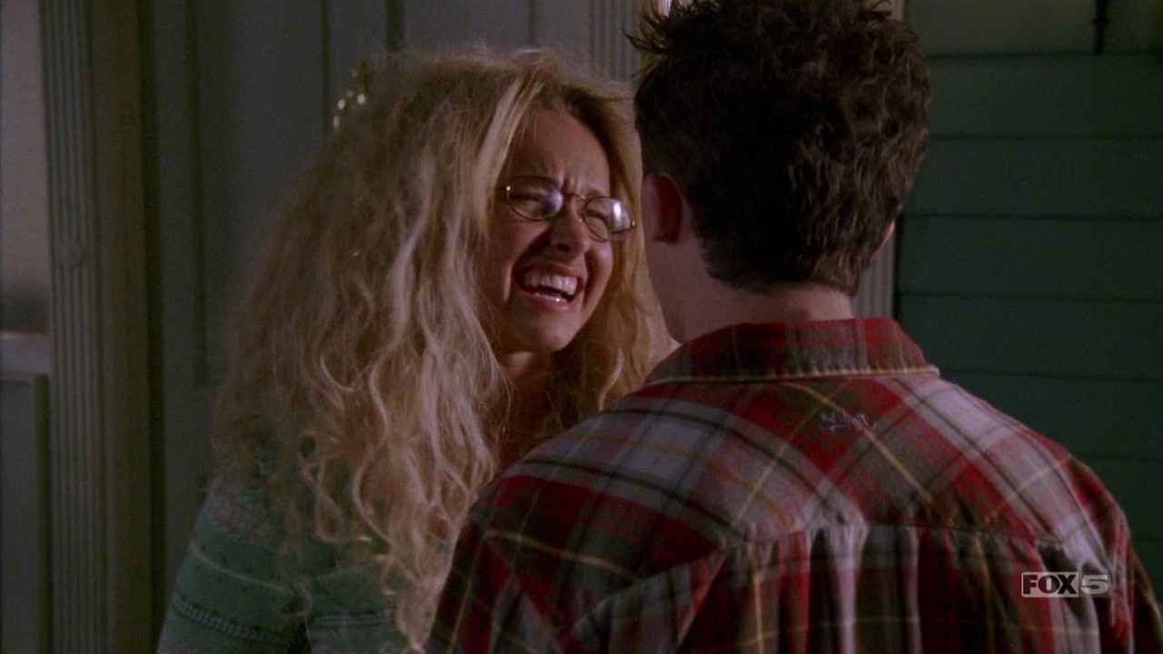 haydenpanettieremitms07e06hdtv36.jpg