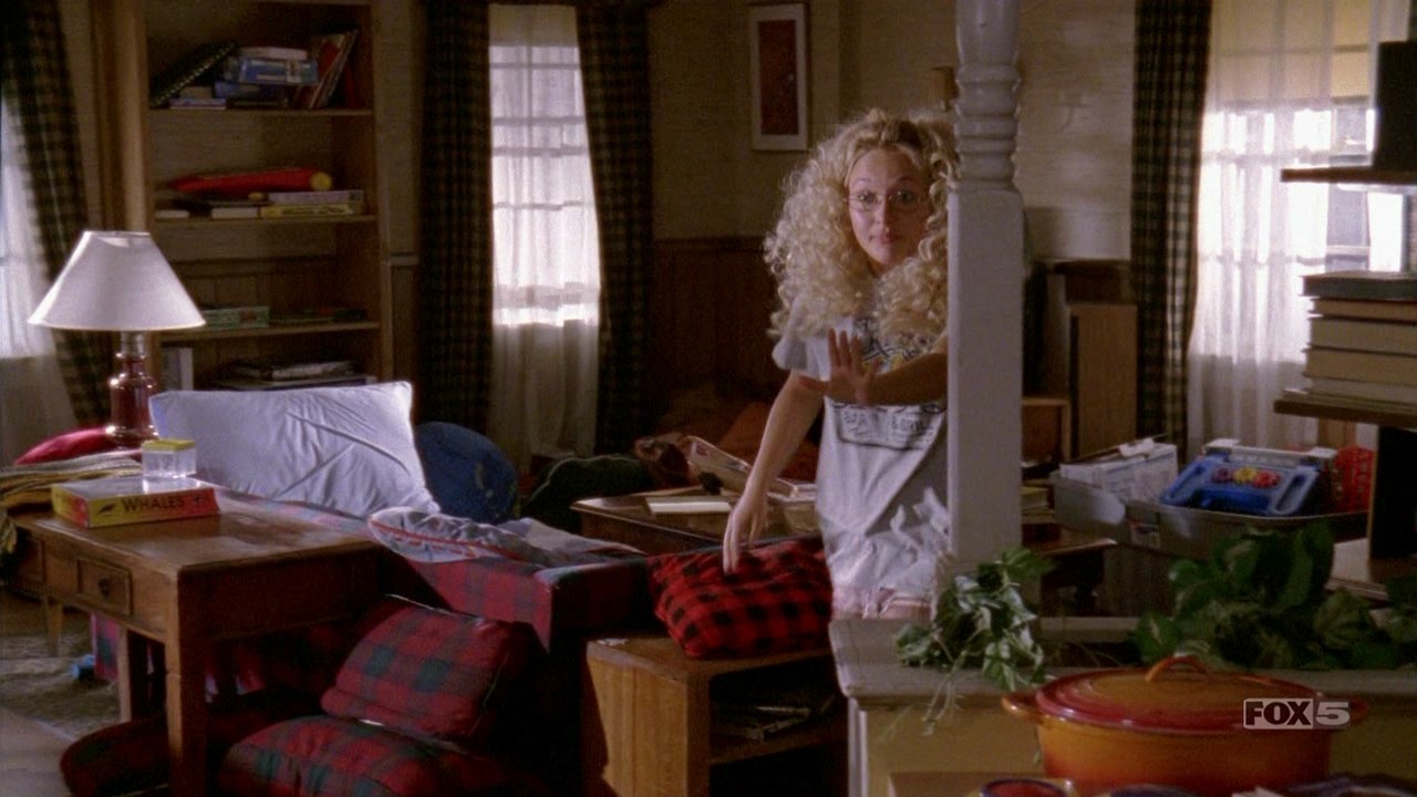 haydenpanettieremitms07e05hdtv32.jpg