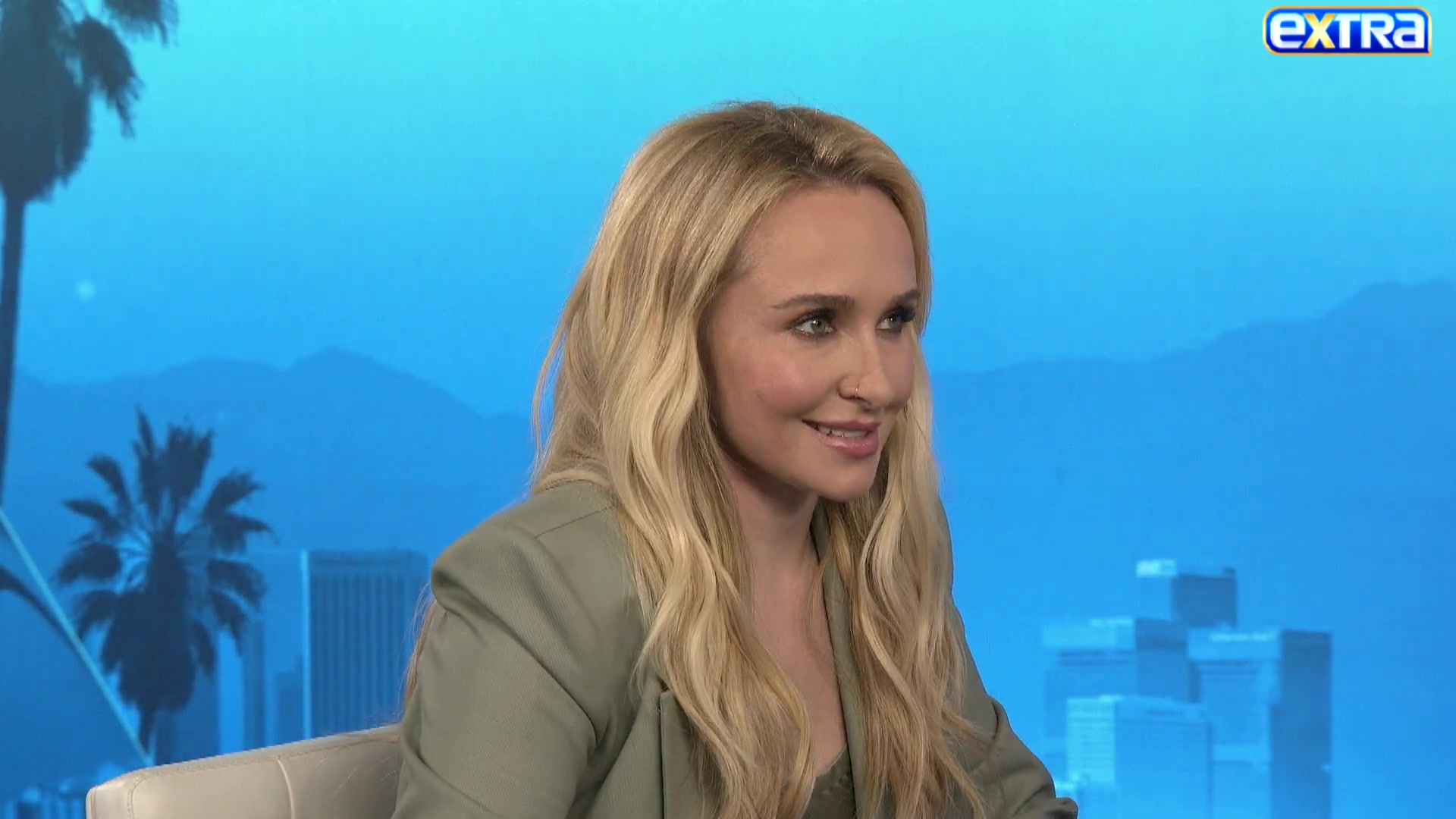 haydenpanettieresource_extratv_000035.jpg haydenpanettieresource_extratv_000035.jpg