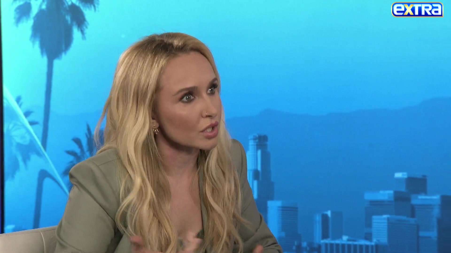 haydenpanettieresource_extratv_000219.jpg haydenpanettieresource_extratv_000219.jpg