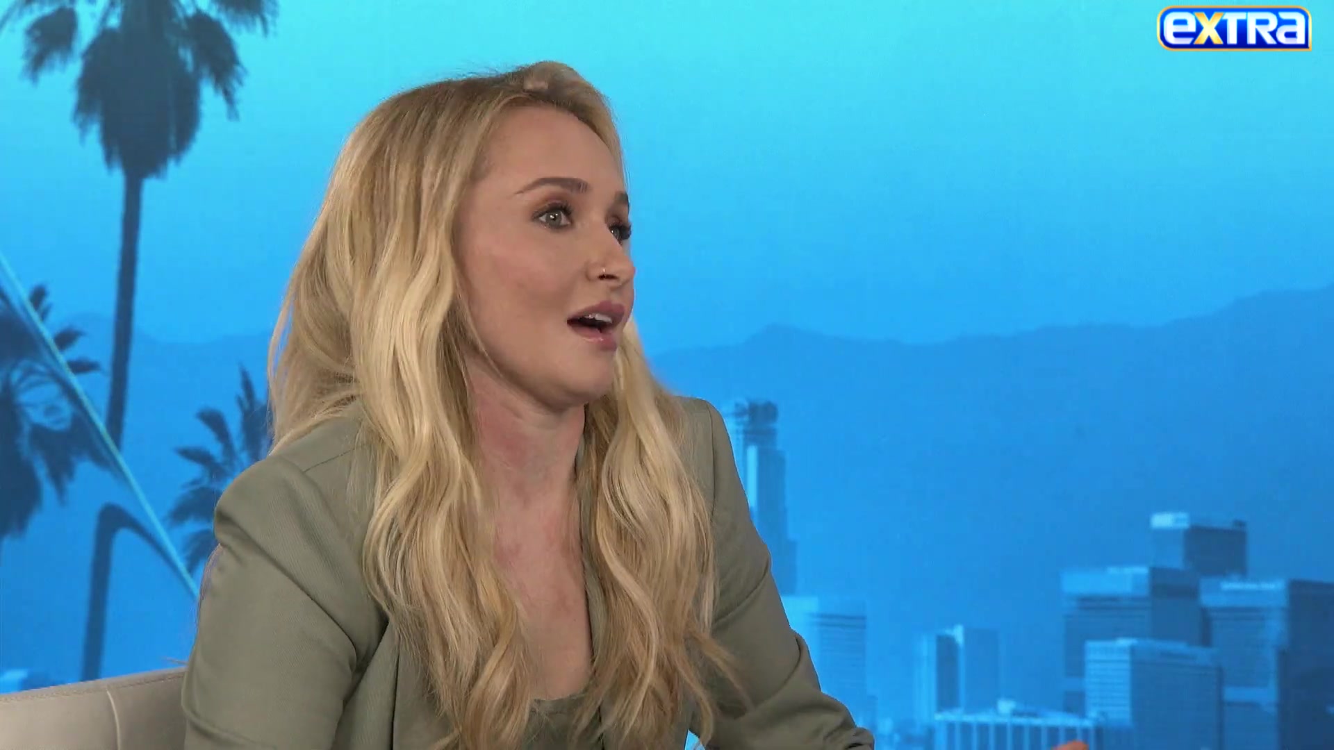 haydenpanettieresource_extratv_000494.jpg haydenpanettieresource_extratv_000494.jpg