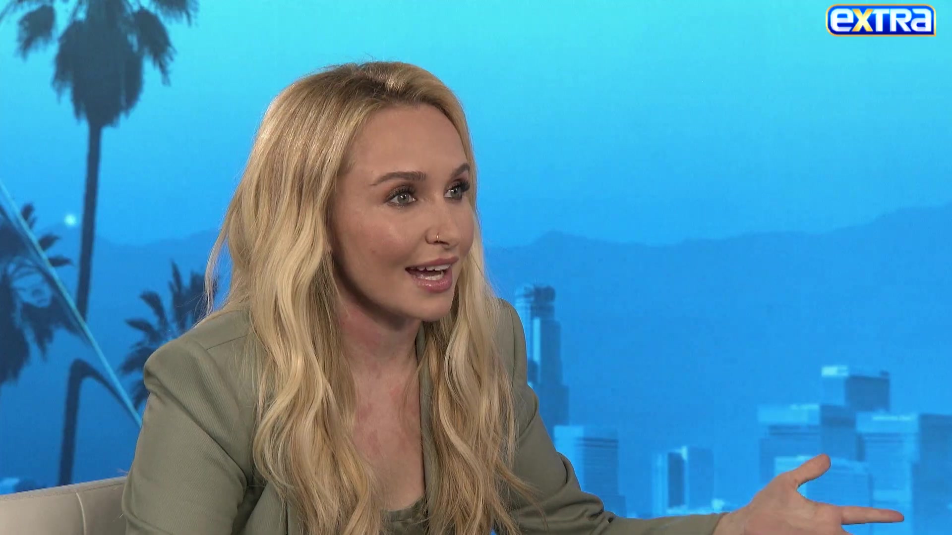 haydenpanettieresource_extratv_000497.jpg haydenpanettieresource_extratv_000497.jpg
