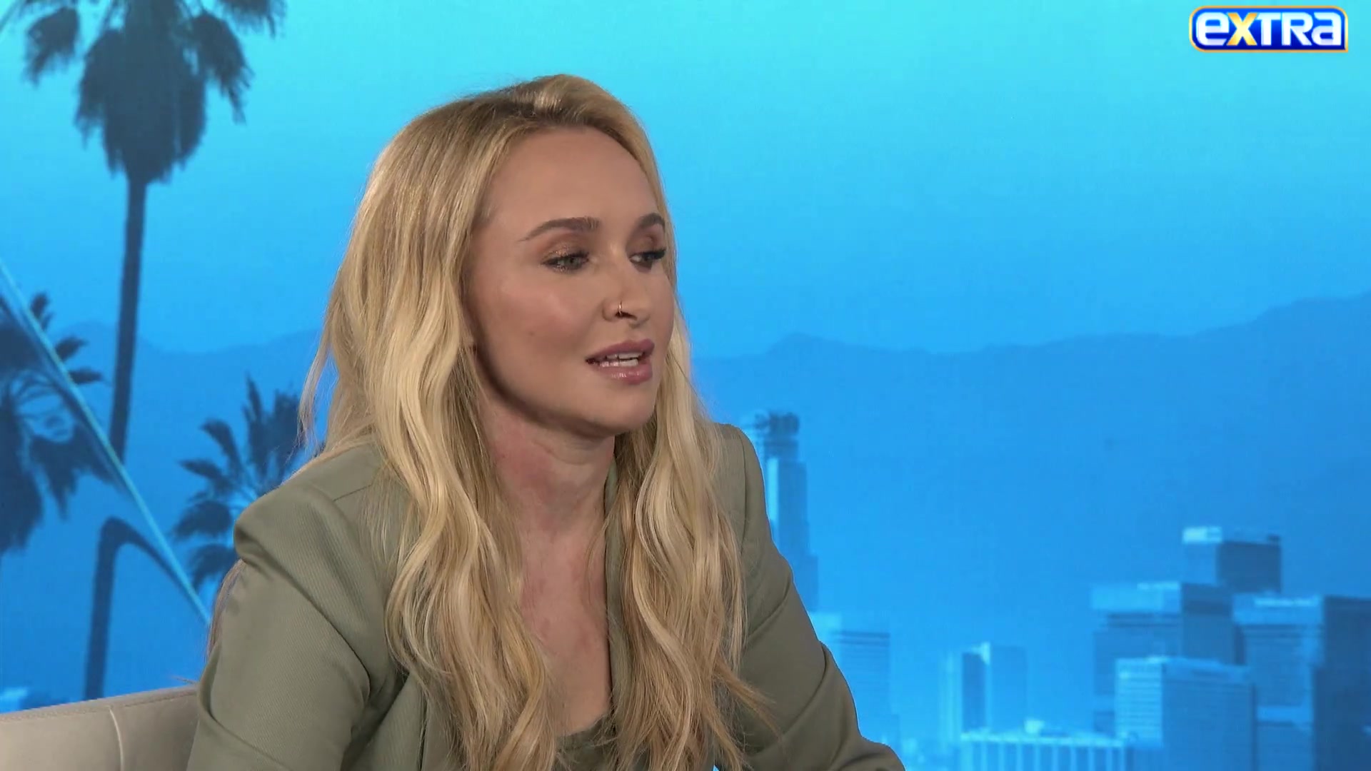 haydenpanettieresource_extratv_000540.jpg haydenpanettieresource_extratv_000540.jpg
