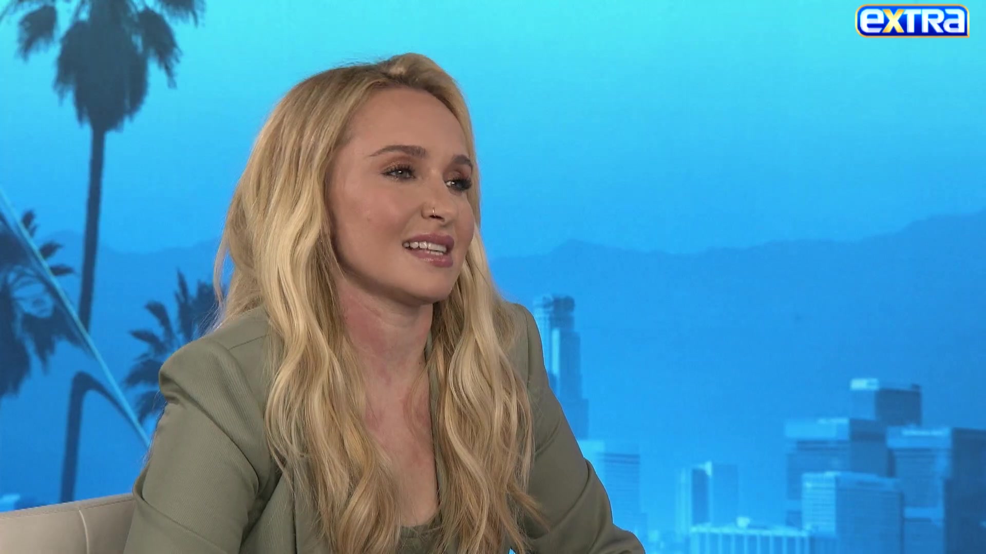 haydenpanettieresource_extratv_000627.jpg haydenpanettieresource_extratv_000627.jpg