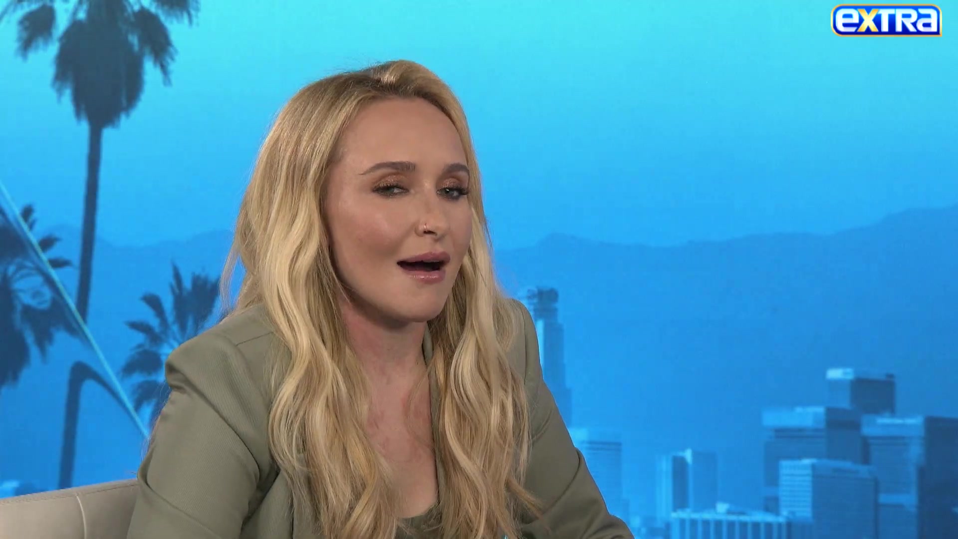 haydenpanettieresource_extratv_000639.jpg