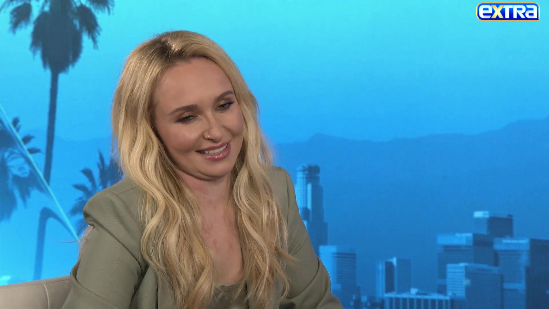 haydenpanettieresource_extratv_000811.jpg