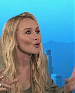 Filename=haydenpanettieresource_extratv_000393.jpg
Filesize=163KiB
Dimensions=1920x1080
Date added=Feb 08, 2026 haydenpanettieresource_extratv_000393.jpg