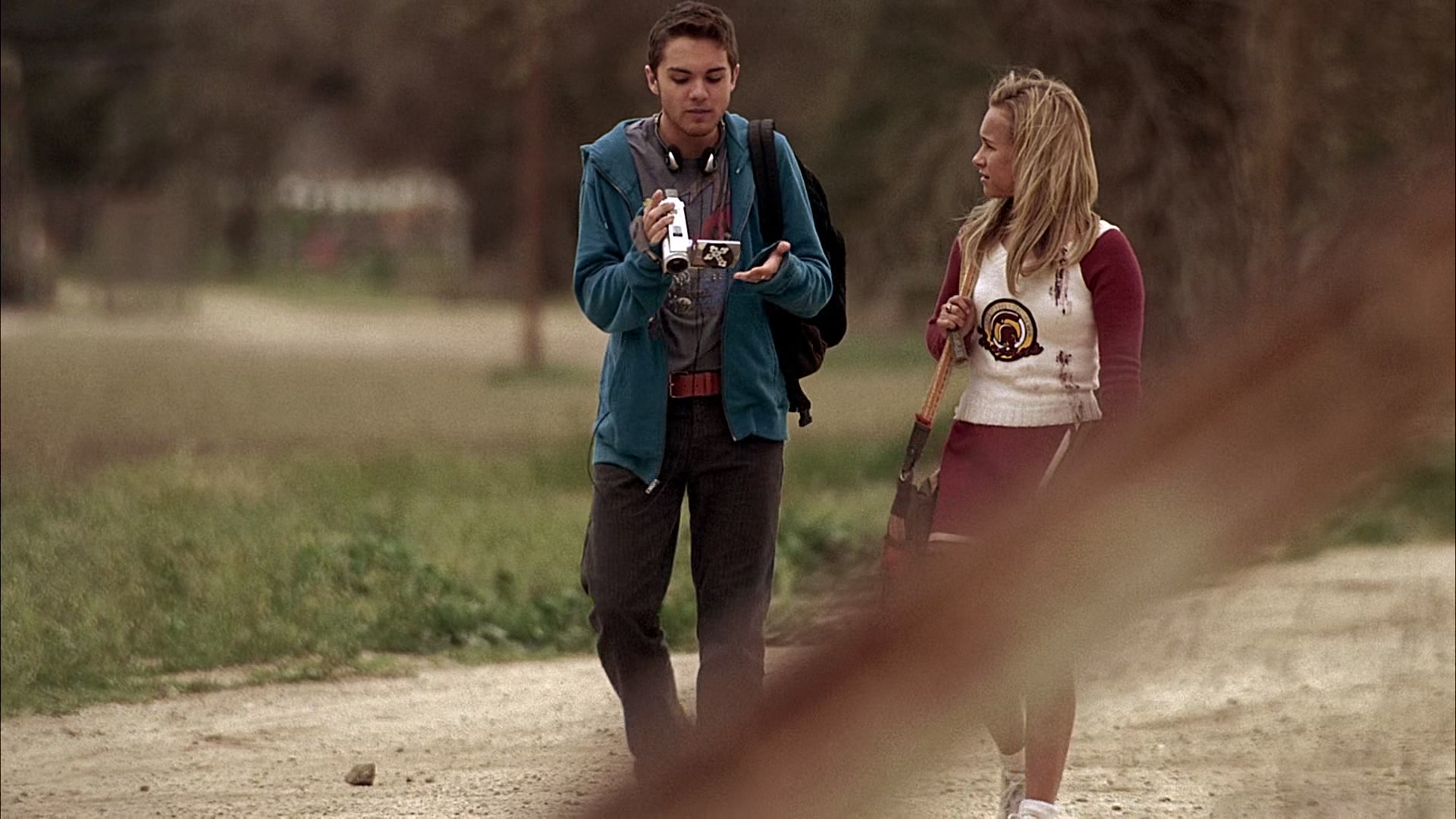 Heroes_S01E01_Genesis_1080p_BluRay_HPS_001818.jpg Heroes_S01E01_Genesis_1080p_BluRay_HPS_001818.jpg