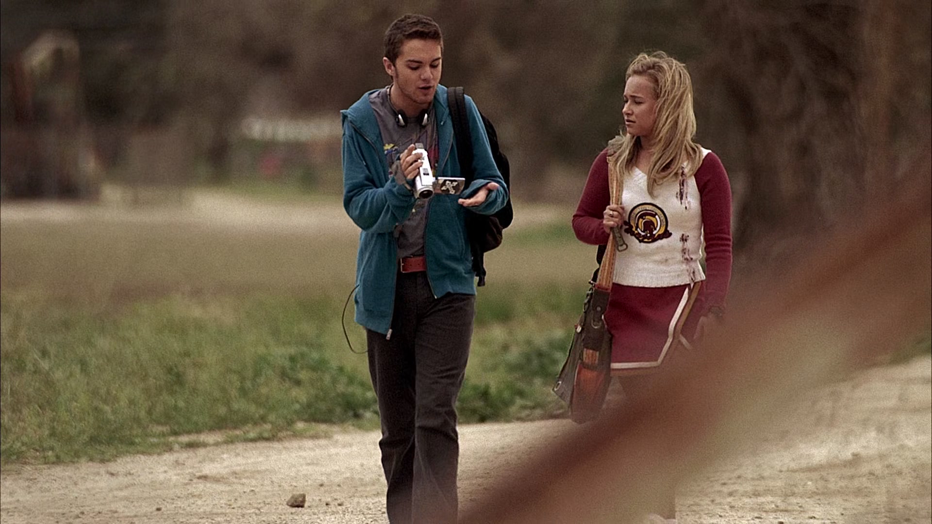 Heroes_S01E01_Genesis_1080p_BluRay_HPS_001820.jpg Heroes_S01E01_Genesis_1080p_BluRay_HPS_001820.jpg