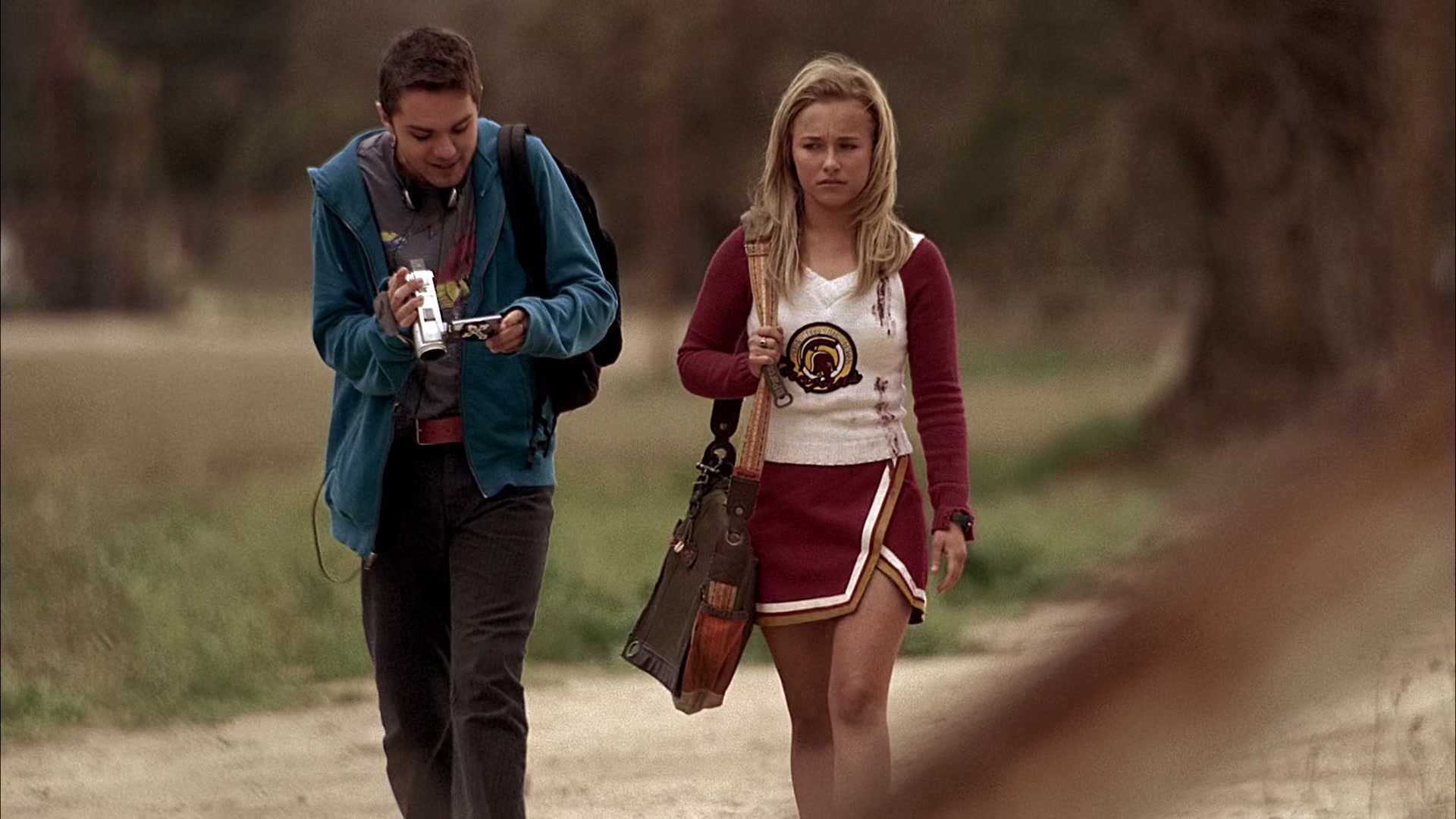 Heroes_S01E01_Genesis_1080p_BluRay_HPS_001831.jpg Heroes_S01E01_Genesis_1080p_BluRay_HPS_001831.jpg