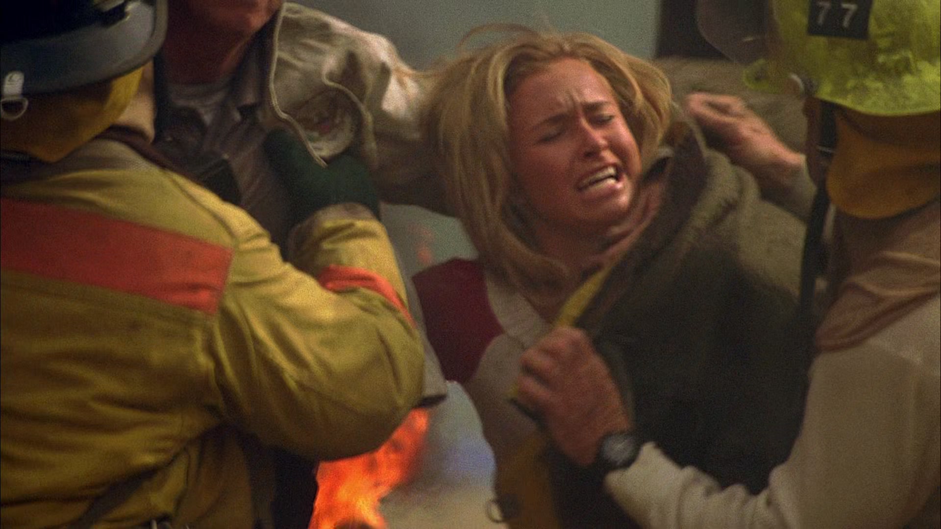 Heroes_S01E01_Genesis_1080p_BluRay_HPS_003351.jpg