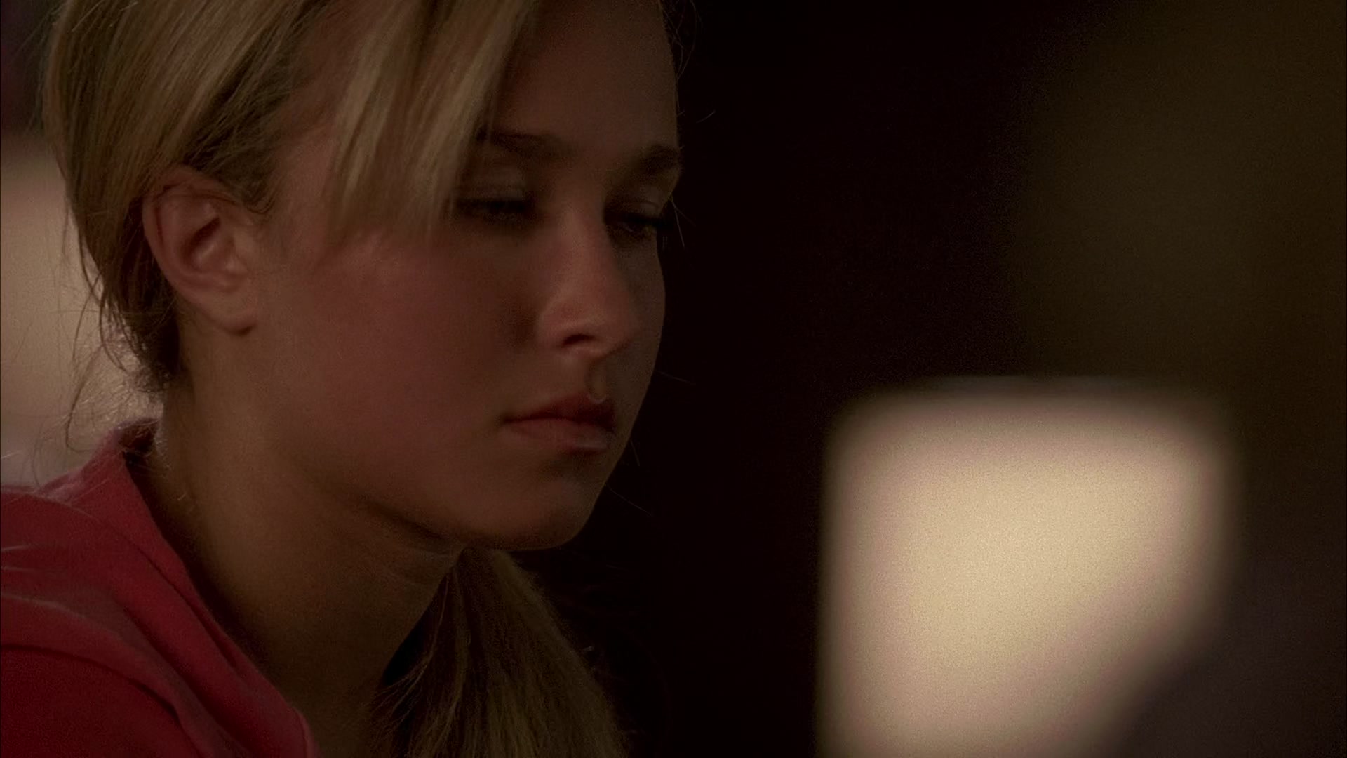Heroes_S01E01_Genesis_1080p_BluRay_HPS_005866.jpg Heroes_S01E01_Genesis_1080p_BluRay_HPS_005866.jpg