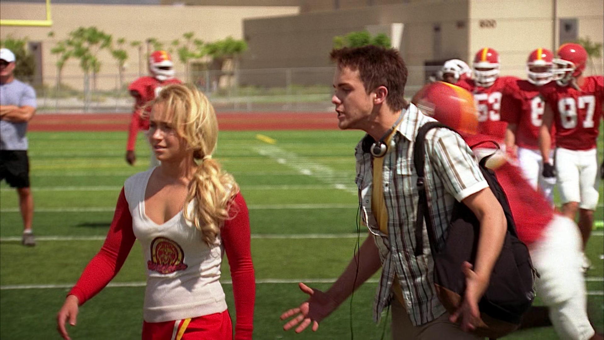 Heroes_S01E02_DontLookBack_1080p_BluRay_HPS_002692.jpg
