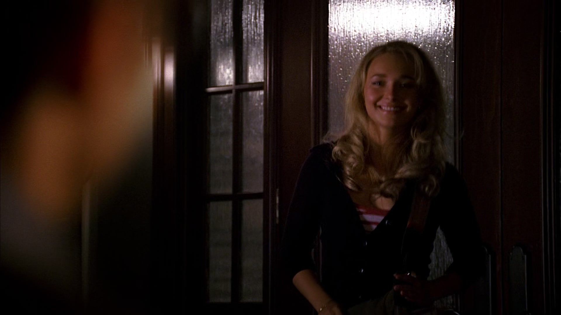 Heroes_S01E02_DontLookBack_1080p_BluRay_HPS_004921.jpg Heroes_S01E02_DontLookBack_1080p_BluRay_HPS_004921.jpg