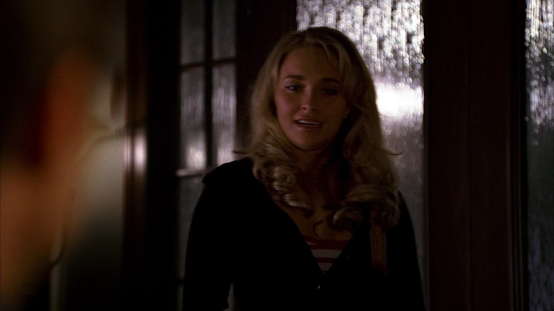 Heroes_S01E02_DontLookBack_1080p_BluRay_HPS_004925.jpg Heroes_S01E02_DontLookBack_1080p_BluRay_HPS_004925.jpg