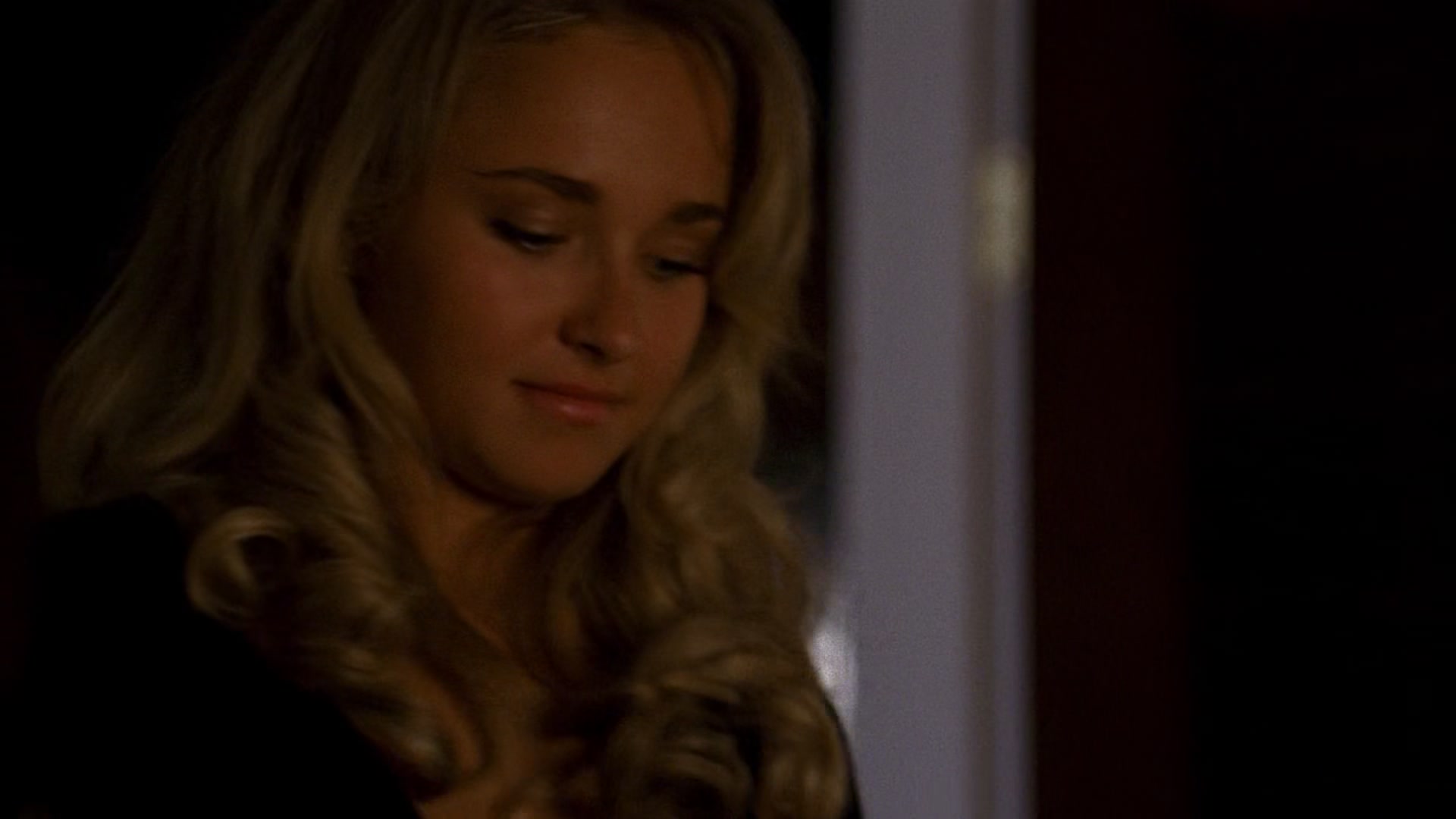 Heroes_S01E02_DontLookBack_1080p_BluRay_HPS_004950.jpg