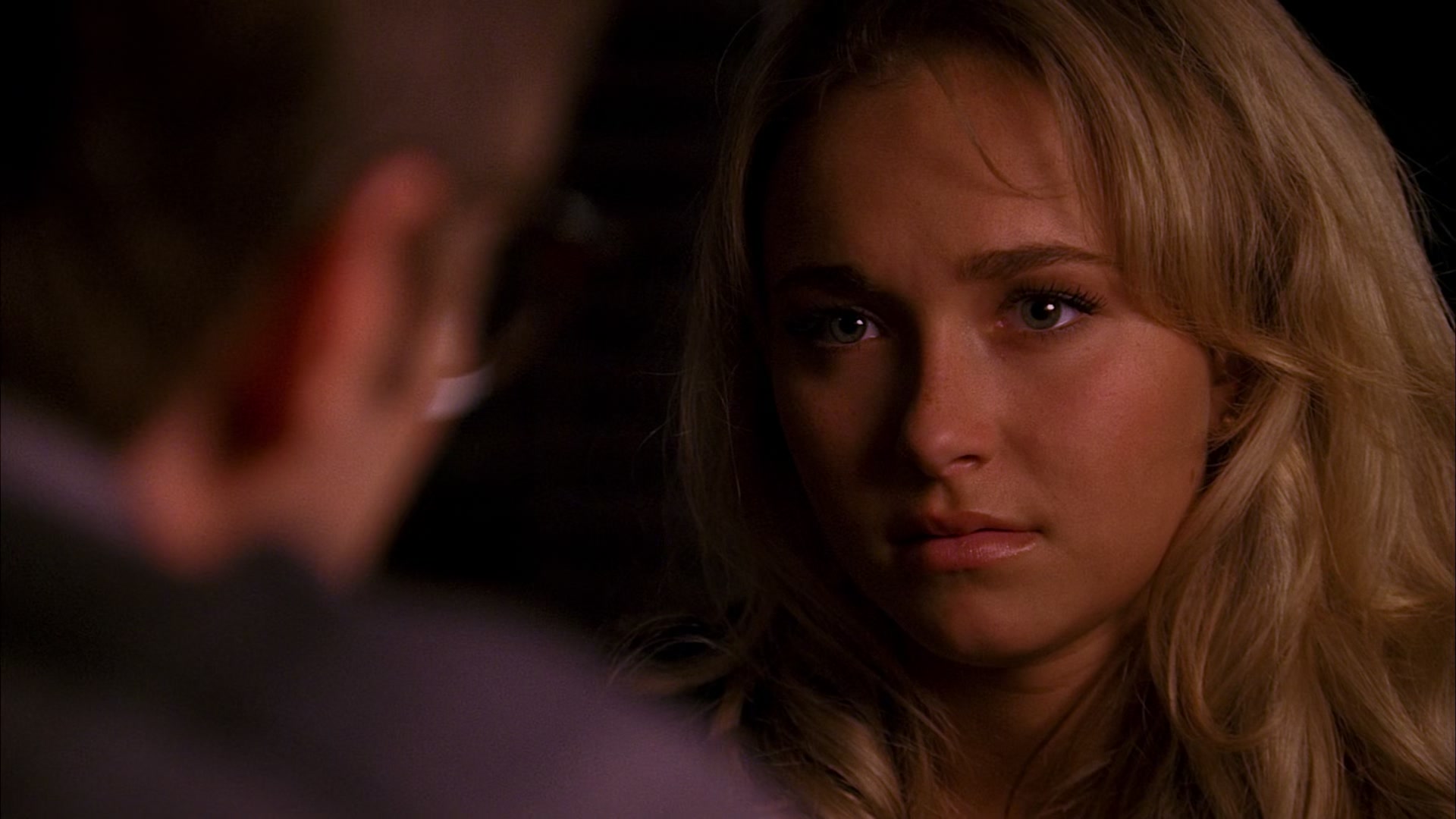 Heroes_S01E02_DontLookBack_1080p_BluRay_HPS_005009.jpg