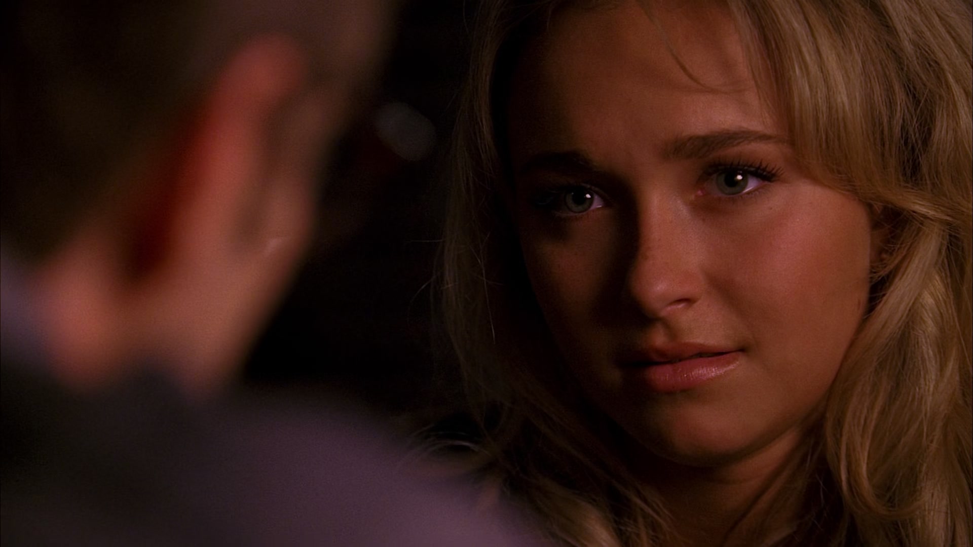 Heroes_S01E02_DontLookBack_1080p_BluRay_HPS_005040.jpg