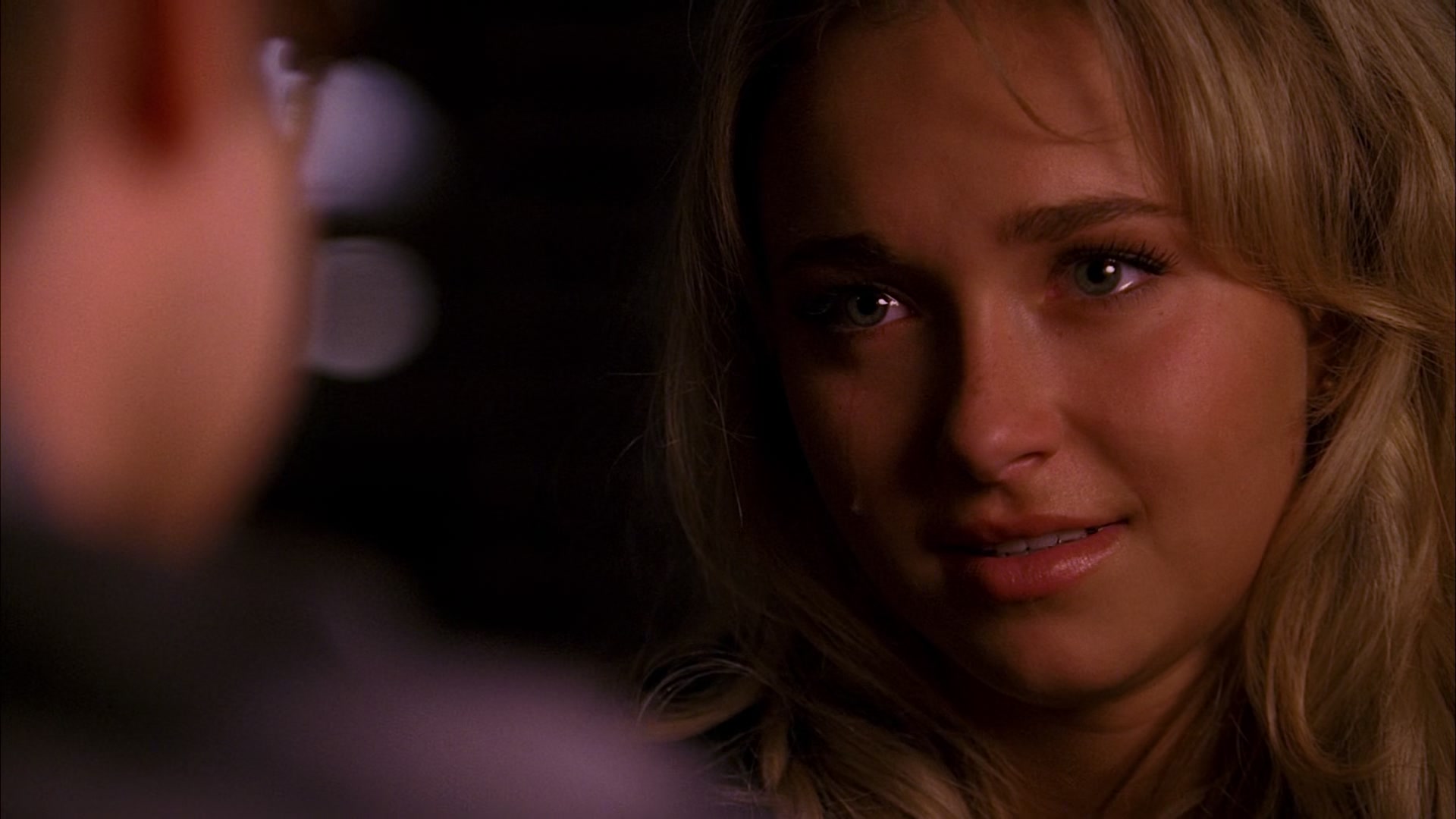 Heroes_S01E02_DontLookBack_1080p_BluRay_HPS_005093.jpg
