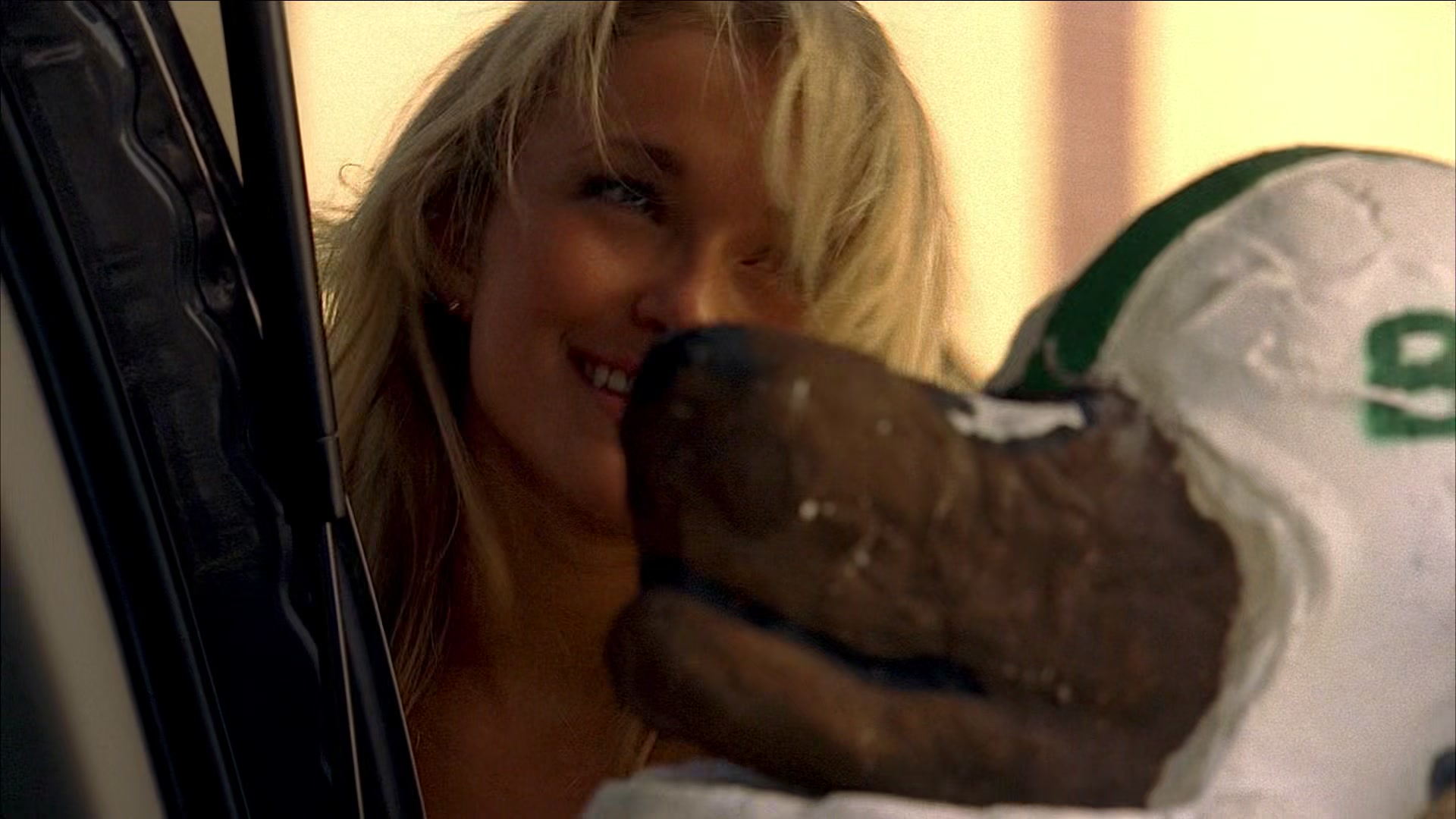 Heroes_S01E03_One_Giant_Leap_1080p_BluRay_HPS_000478.jpg Heroes_S01E03_One_Giant_Leap_1080p_BluRay_HPS_000478.jpg