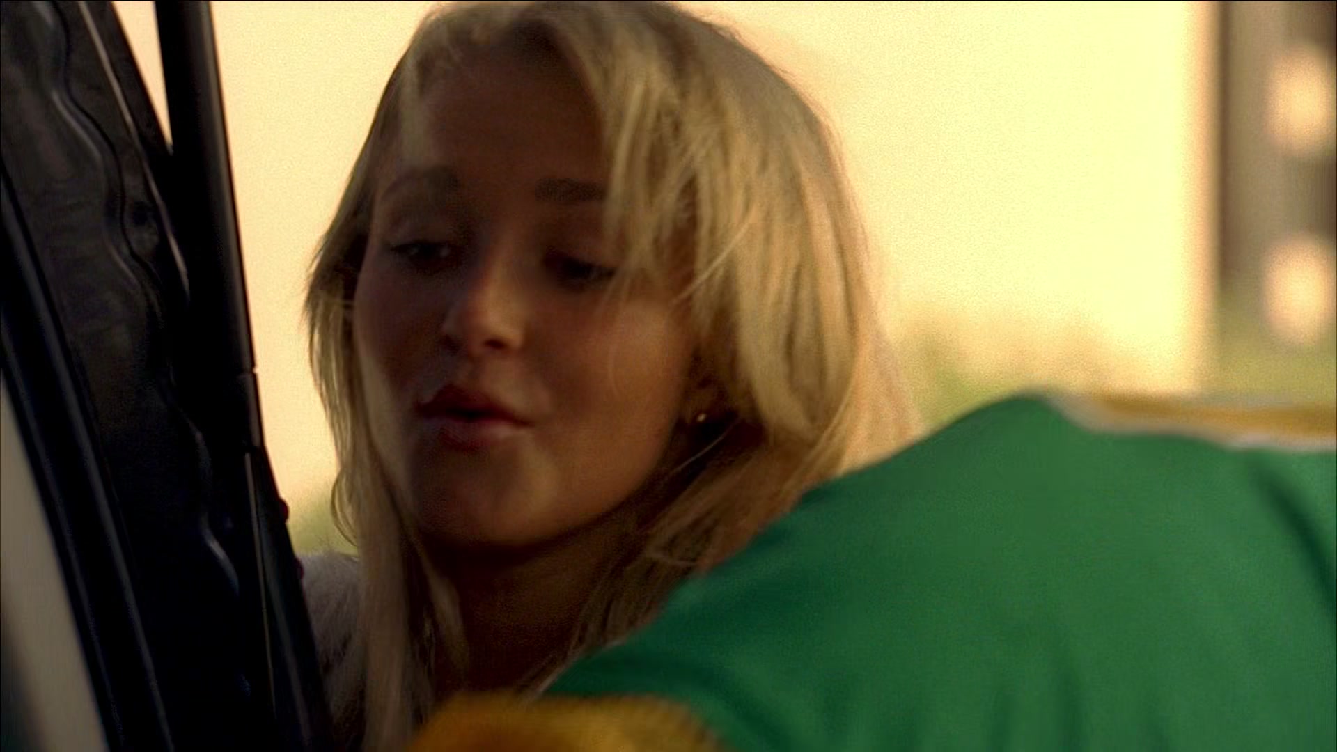Heroes_S01E03_One_Giant_Leap_1080p_BluRay_HPS_000482.jpg Heroes_S01E03_One_Giant_Leap_1080p_BluRay_HPS_000482.jpg