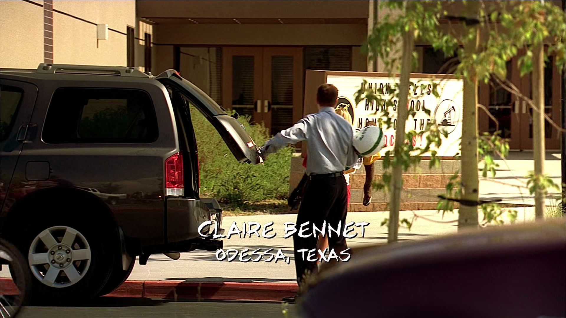Heroes_S01E03_One_Giant_Leap_1080p_BluRay_HPS_000488.jpg