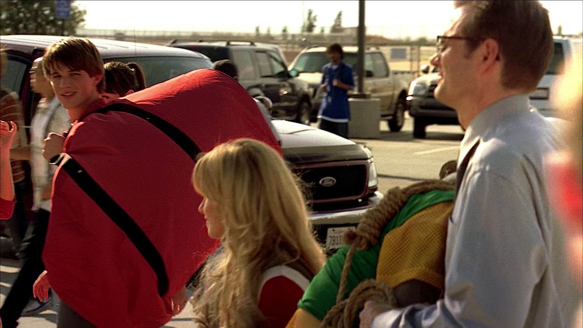 Heroes_S01E03_One_Giant_Leap_1080p_BluRay_HPS_000500.jpg Heroes_S01E03_One_Giant_Leap_1080p_BluRay_HPS_000500.jpg