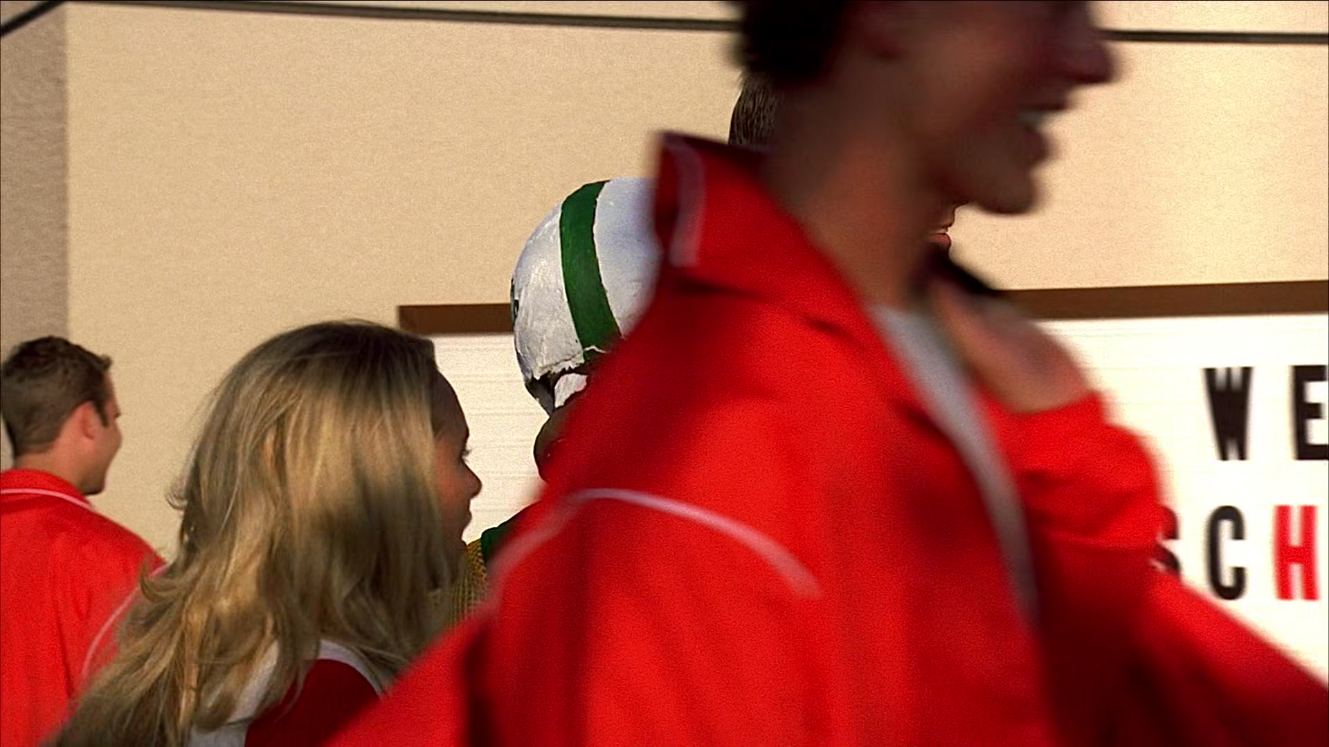 Heroes_S01E03_One_Giant_Leap_1080p_BluRay_HPS_000521.jpg Heroes_S01E03_One_Giant_Leap_1080p_BluRay_HPS_000521.jpg