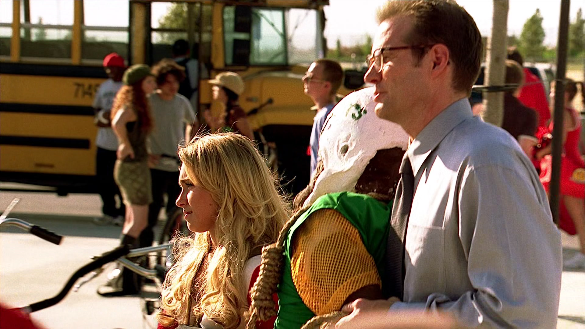 Heroes_S01E03_One_Giant_Leap_1080p_BluRay_HPS_000537.jpg