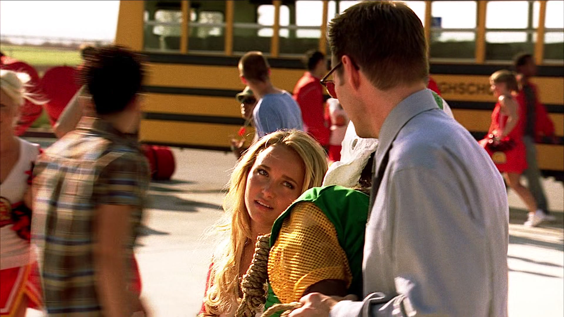 Heroes_S01E03_One_Giant_Leap_1080p_BluRay_HPS_000550.jpg