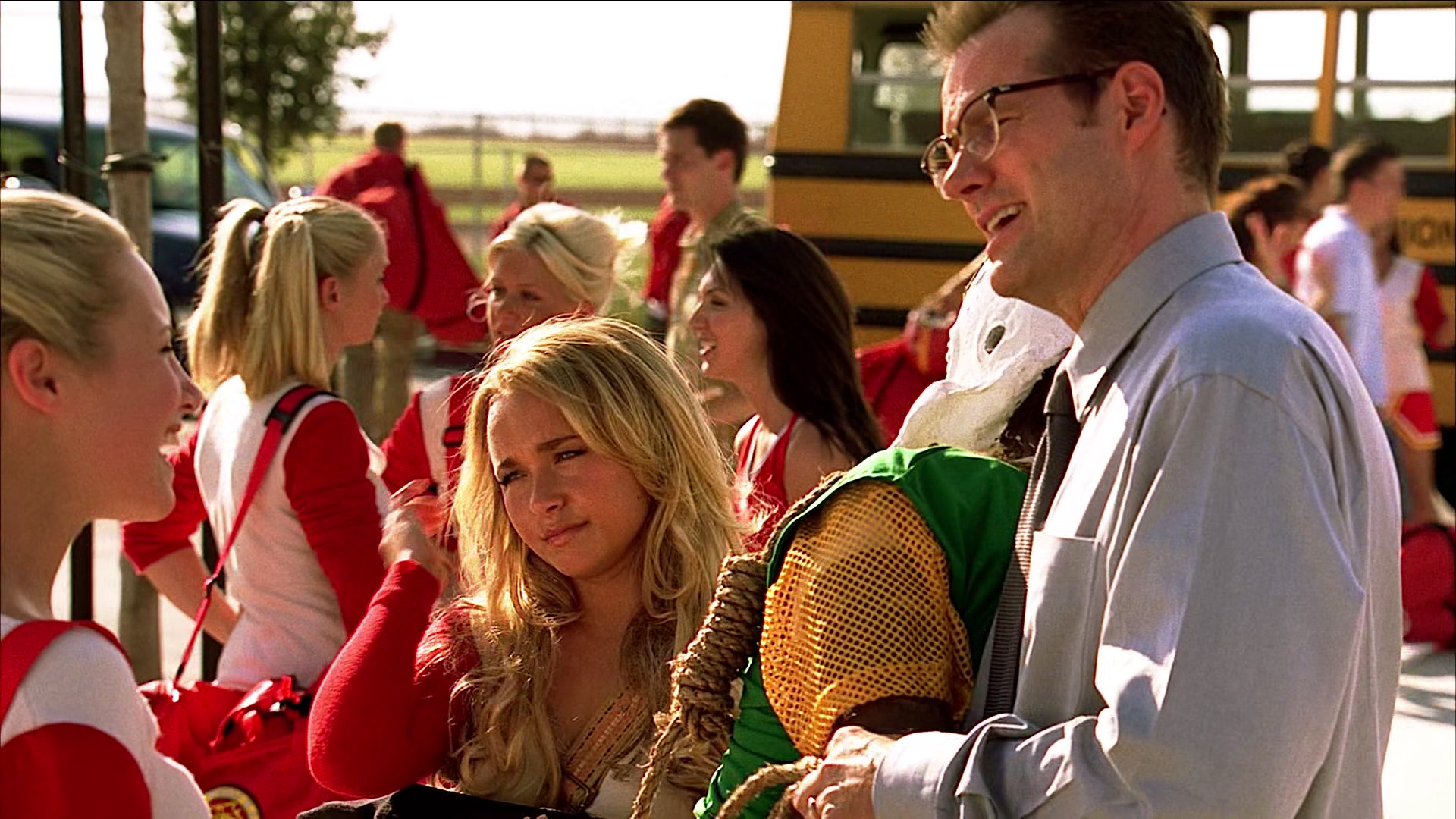 Heroes_S01E03_One_Giant_Leap_1080p_BluRay_HPS_000559.jpg