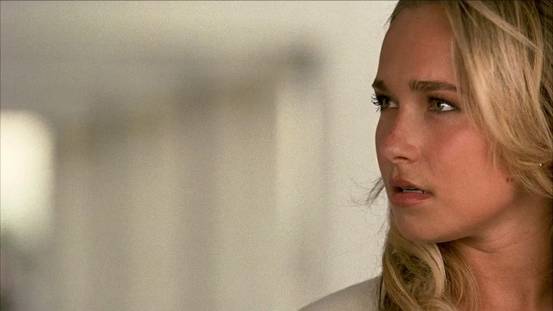 Heroes_S01E03_One_Giant_Leap_1080p_BluRay_HPS_001854.jpg Heroes_S01E03_One_Giant_Leap_1080p_BluRay_HPS_001854.jpg
