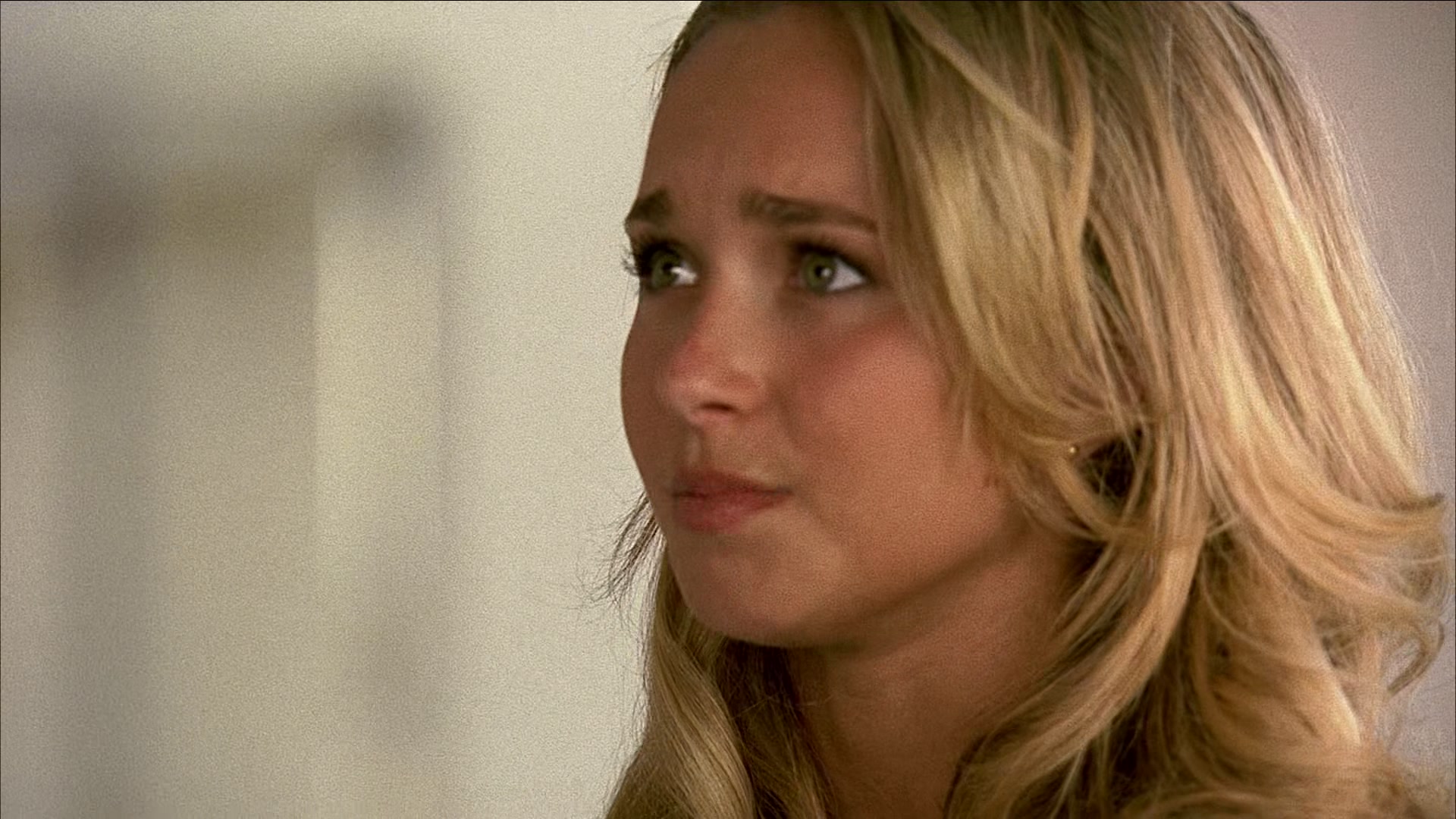 Heroes_S01E03_One_Giant_Leap_1080p_BluRay_HPS_001917.jpg