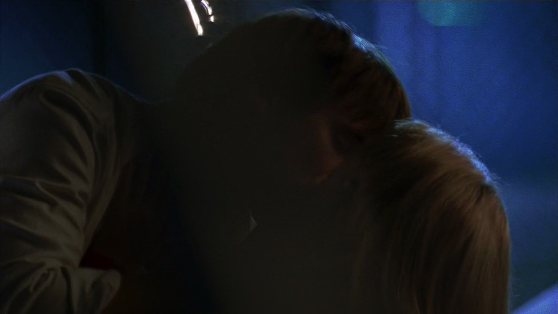 Heroes_S01E03_One_Giant_Leap_1080p_BluRay_HPS_004390.jpg