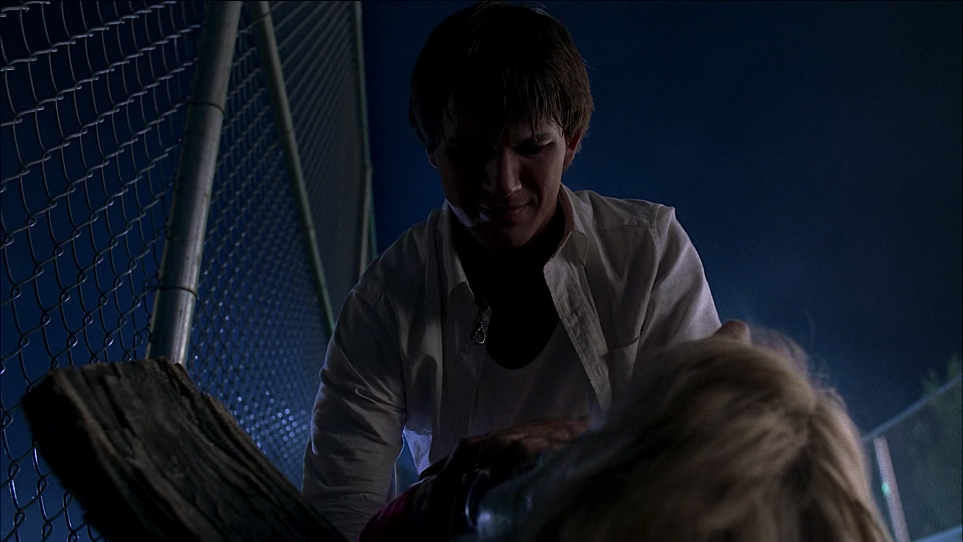 Heroes_S01E03_One_Giant_Leap_1080p_BluRay_HPS_004551.jpg