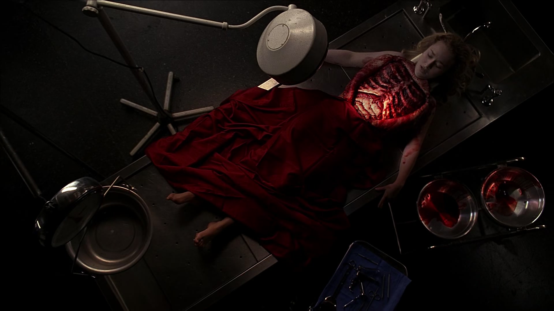 Heroes_S01E03_One_Giant_Leap_1080p_BluRay_HPS_005904.jpg