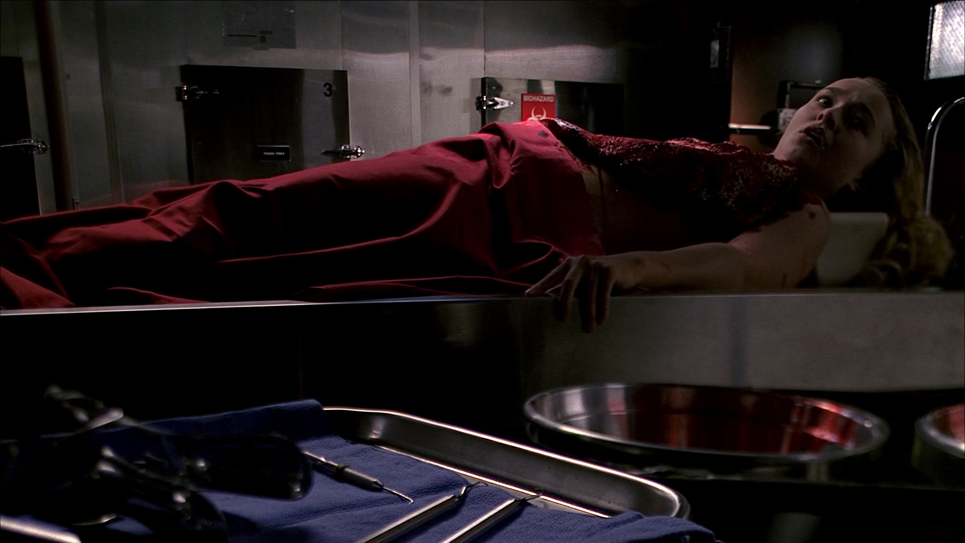 Heroes_S01E03_One_Giant_Leap_1080p_BluRay_HPS_005912.jpg