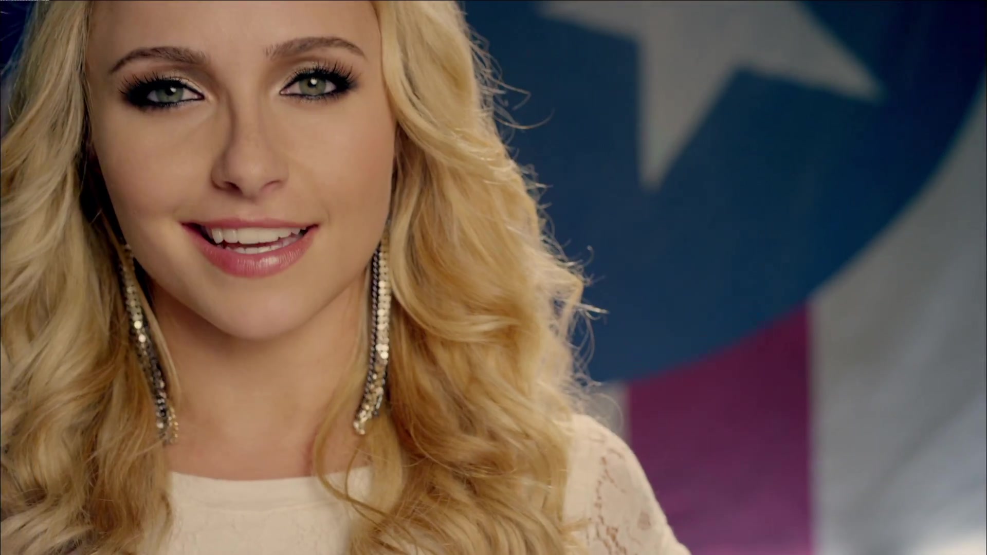 HaydenPanettiere_Telescope_MusicVideo_076.jpg