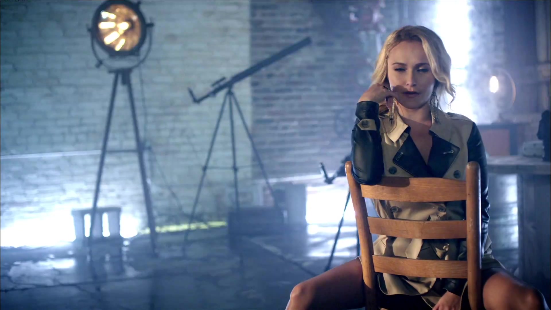HaydenPanettiere_Telescope_MusicVideo_078.jpg HaydenPanettiere_Telescope_MusicVideo_078.jpg