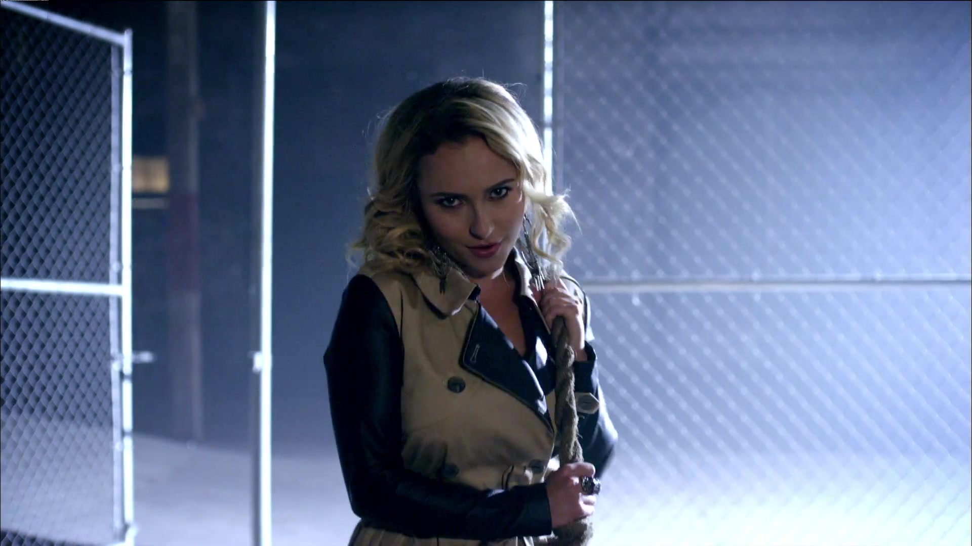 HaydenPanettiere_Telescope_MusicVideo_096.jpg