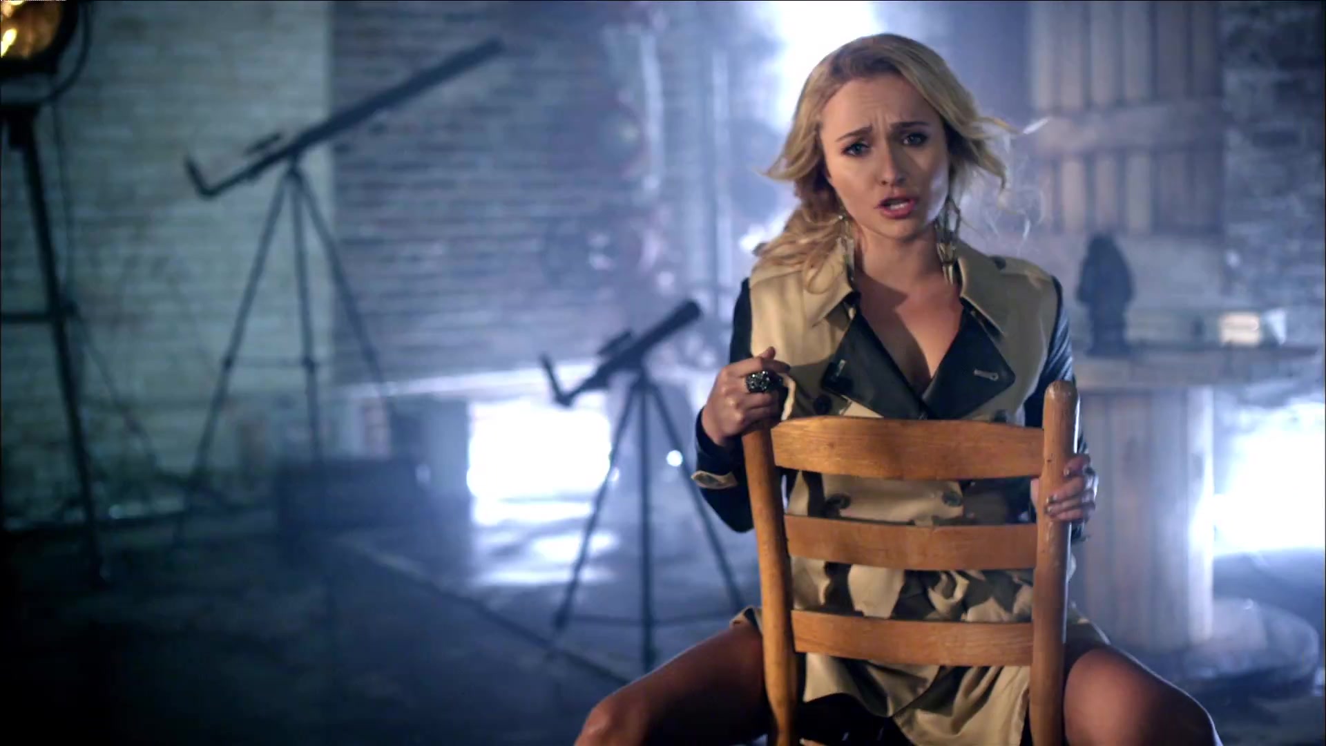 HaydenPanettiere_Telescope_MusicVideo_185.jpg HaydenPanettiere_Telescope_MusicVideo_185.jpg