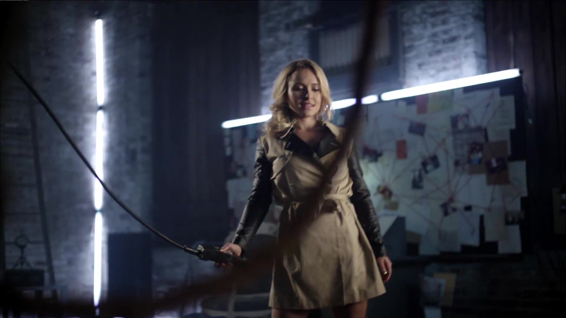 HaydenPanettiere_Telescope_MusicVideo_187.jpg