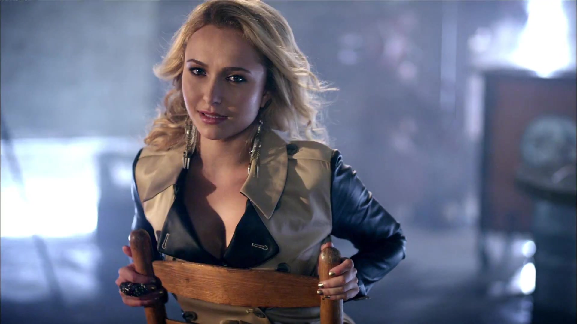 HaydenPanettiere_Telescope_MusicVideo_340.jpg HaydenPanettiere_Telescope_MusicVideo_340.jpg