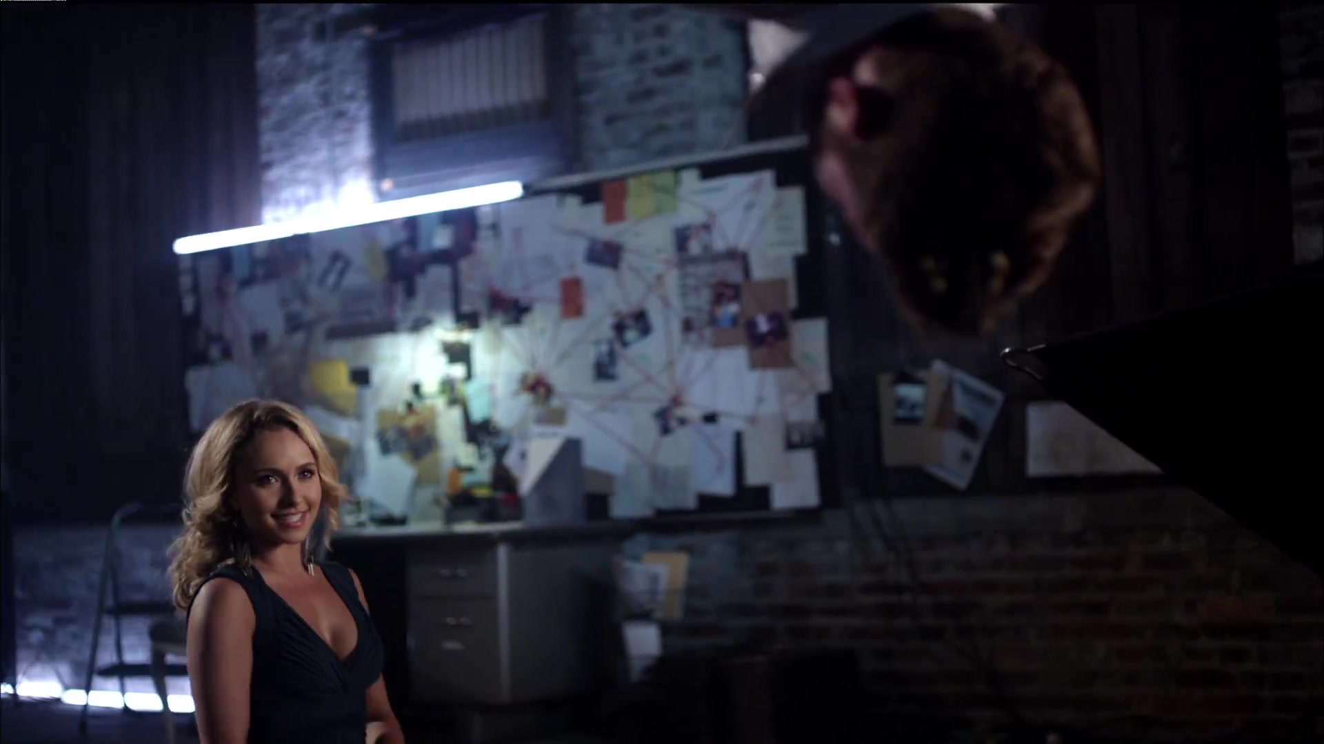 HaydenPanettiere_Telescope_MusicVideo_405.jpg HaydenPanettiere_Telescope_MusicVideo_405.jpg