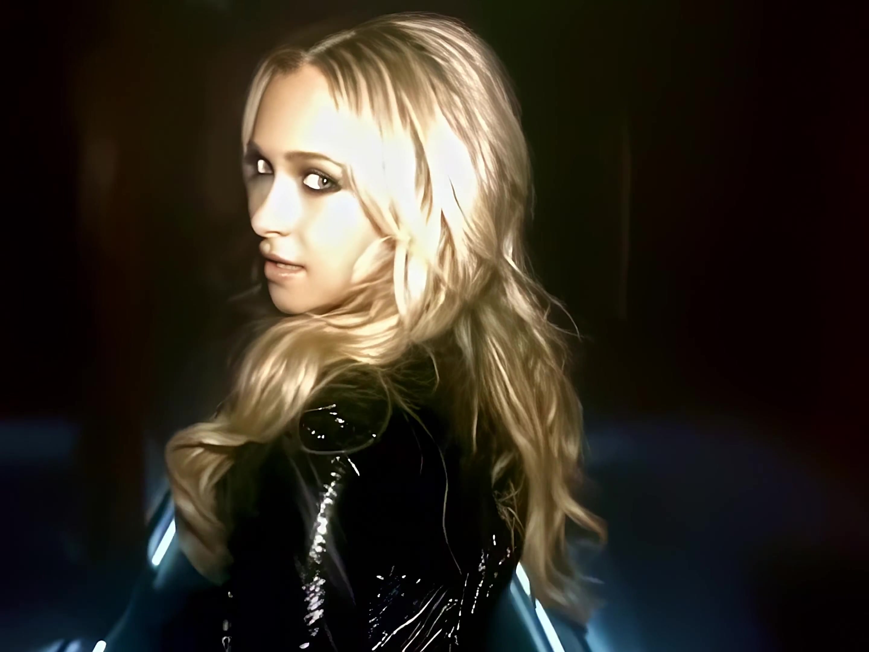 HaydenPanettiere_WakeUpCall_4K_0292.jpg