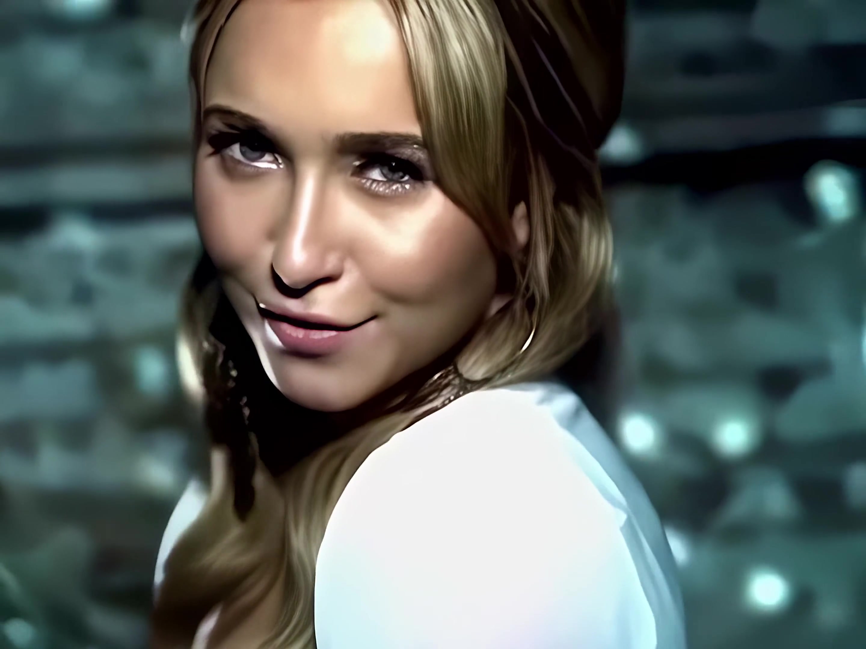 HaydenPanettiere_WakeUpCall_4K_0715.jpg