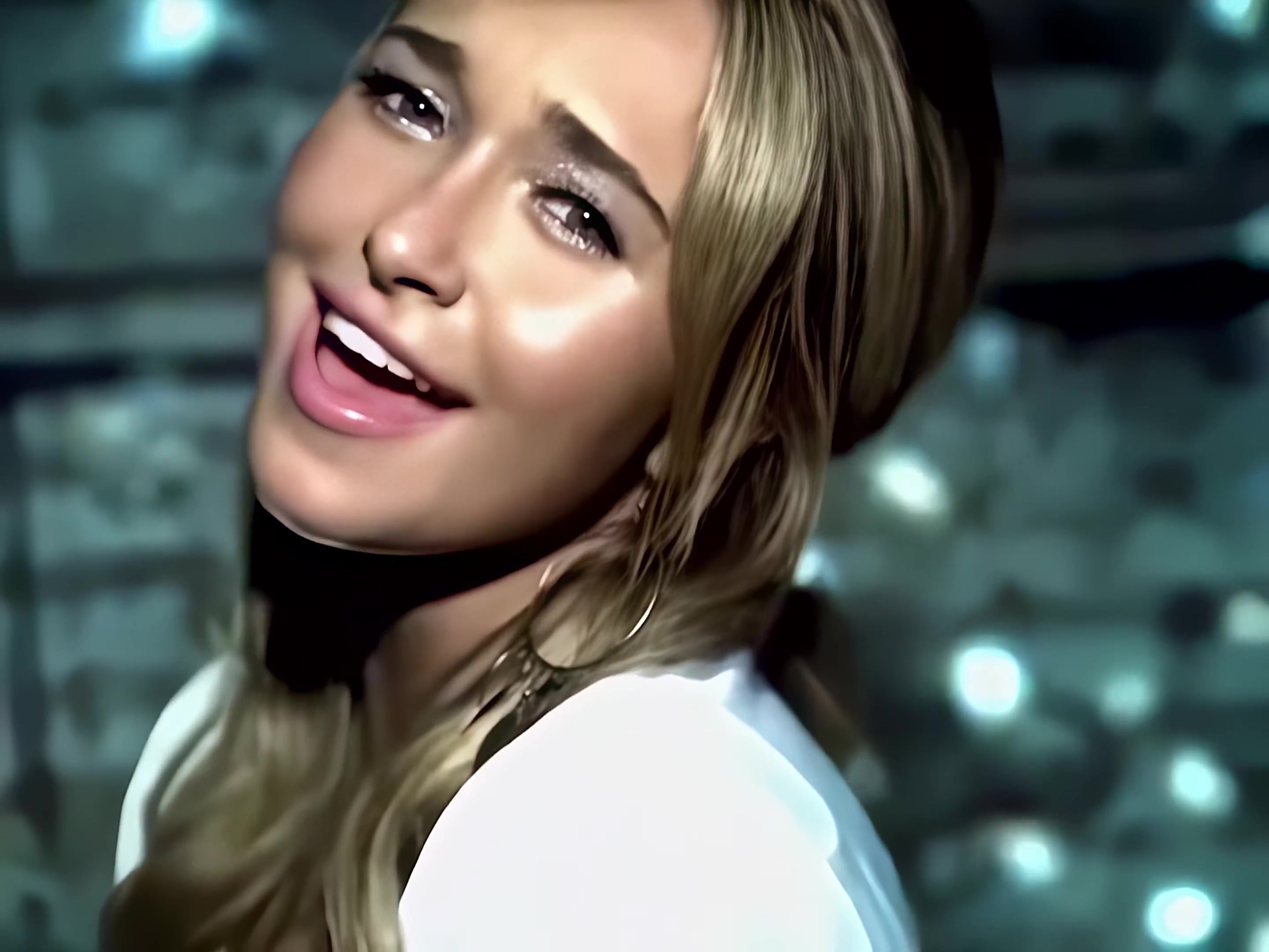 HaydenPanettiere_WakeUpCall_4K_0721.jpg