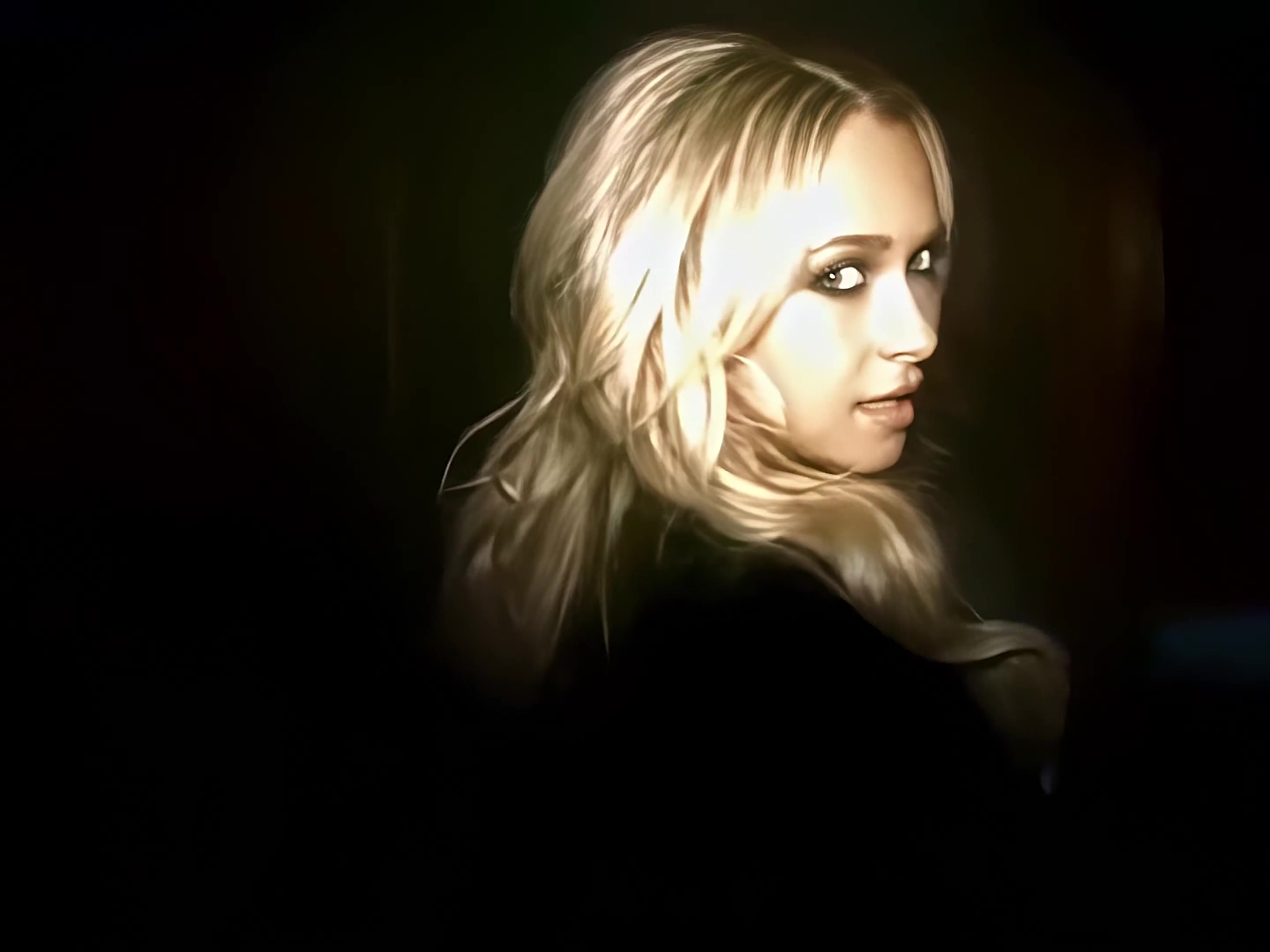 HaydenPanettiere_WakeUpCall_4K_1272.jpg