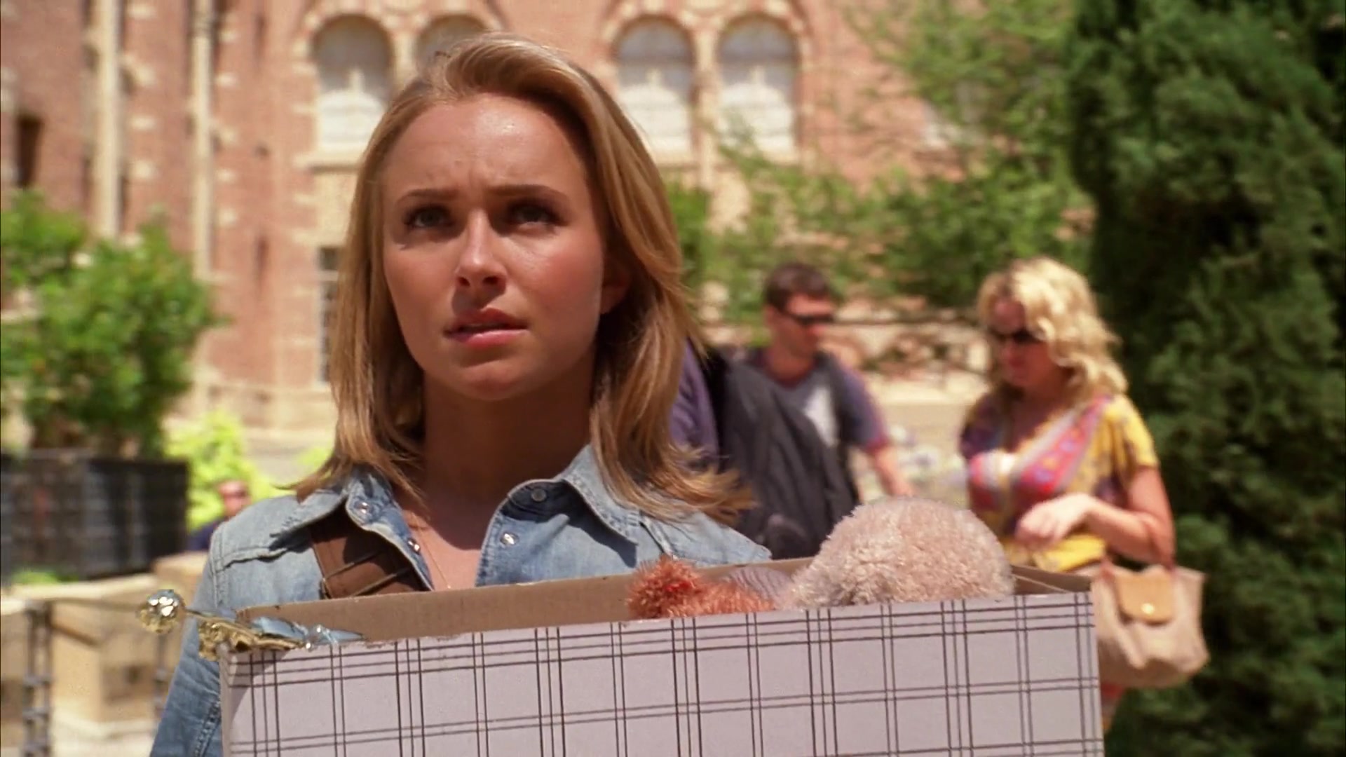 Heroes_S04E01E02_1080p_00268.jpg