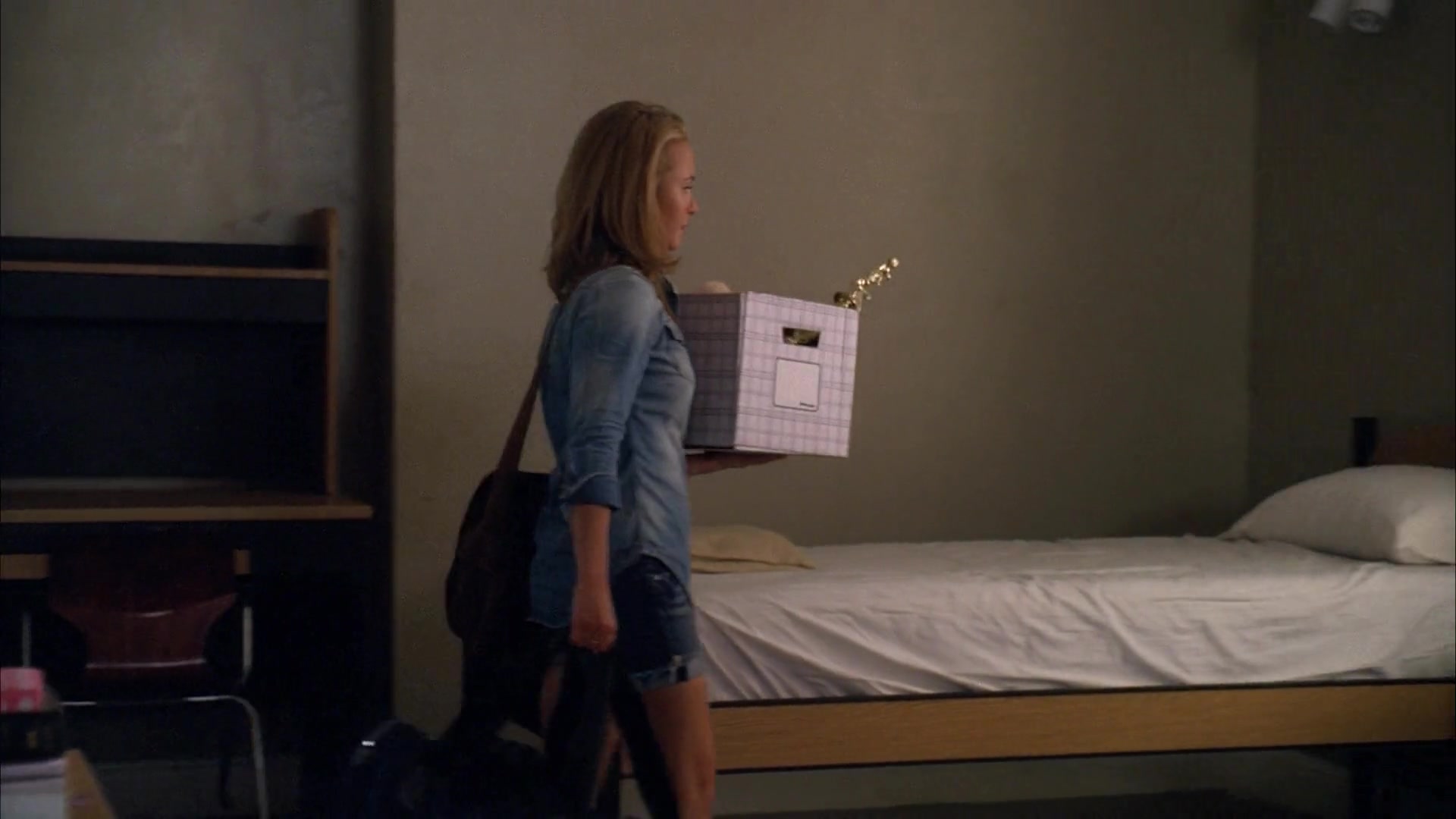 Heroes_S04E01E02_1080p_00579.jpg